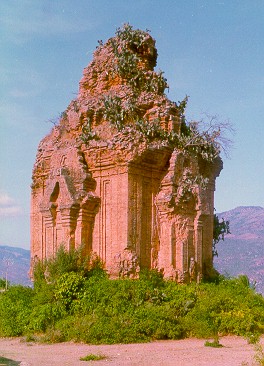 Cham tower [1992]